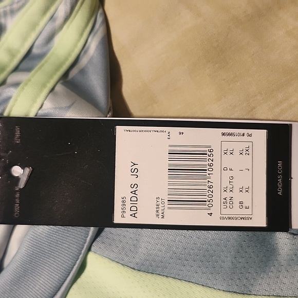 Adidas shirt   light green Mexico size Xl - Picture 7 of 7